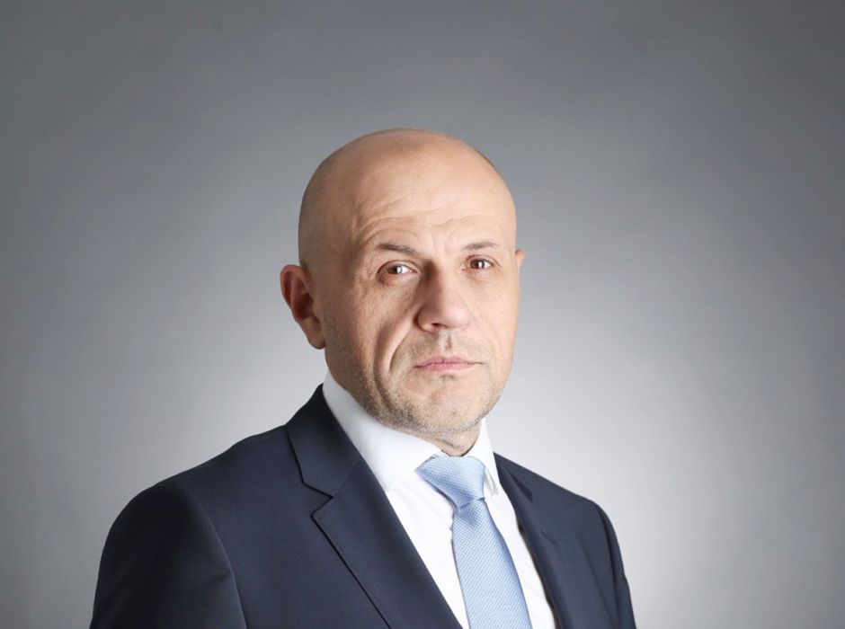 Tomislav-Donchev--Osven-politik,-s-m-i-grazhdanin,-i-to-gabrovets